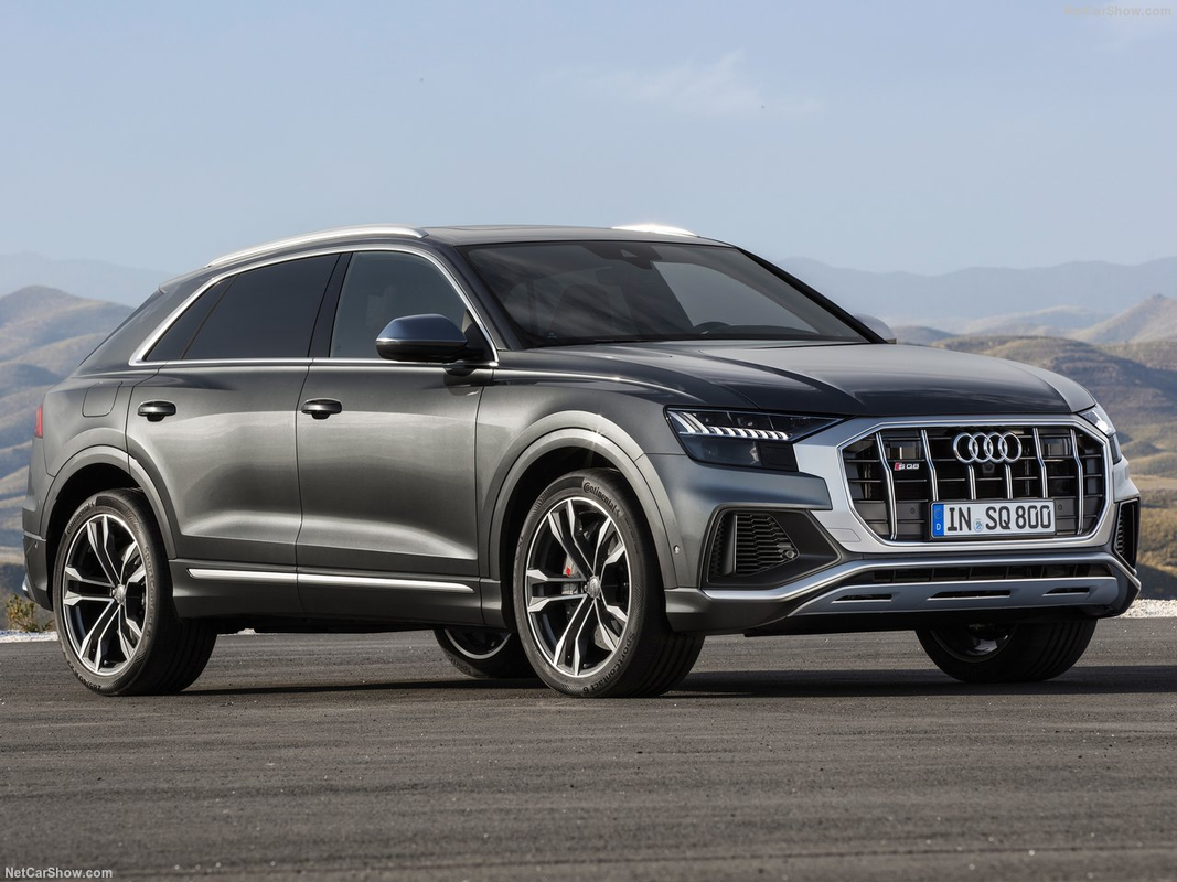 AUDI SQ8