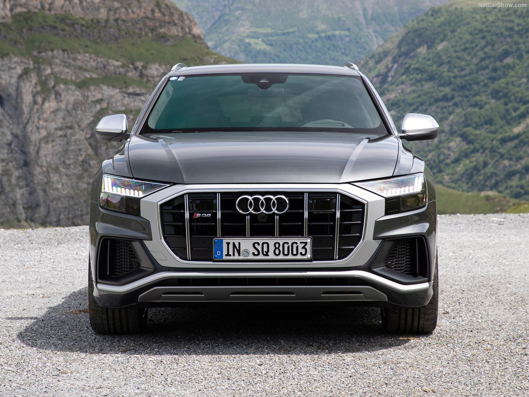 AUDI SQ8