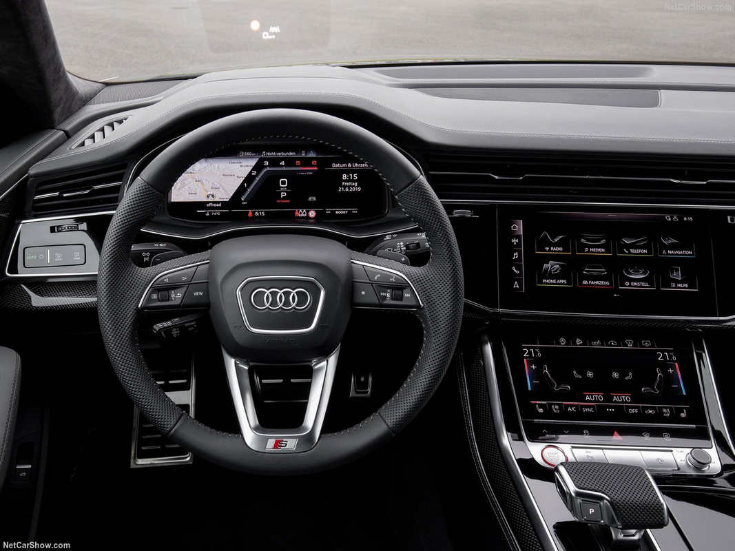 AUDI SQ8