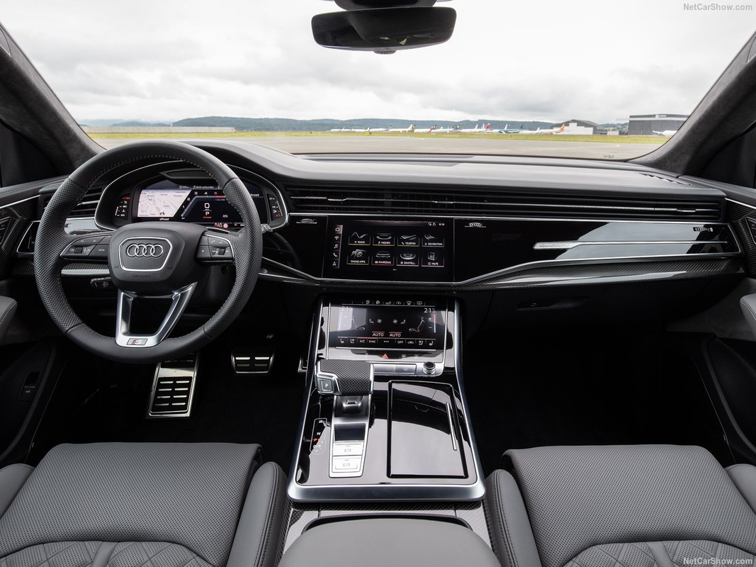 AUDI SQ8