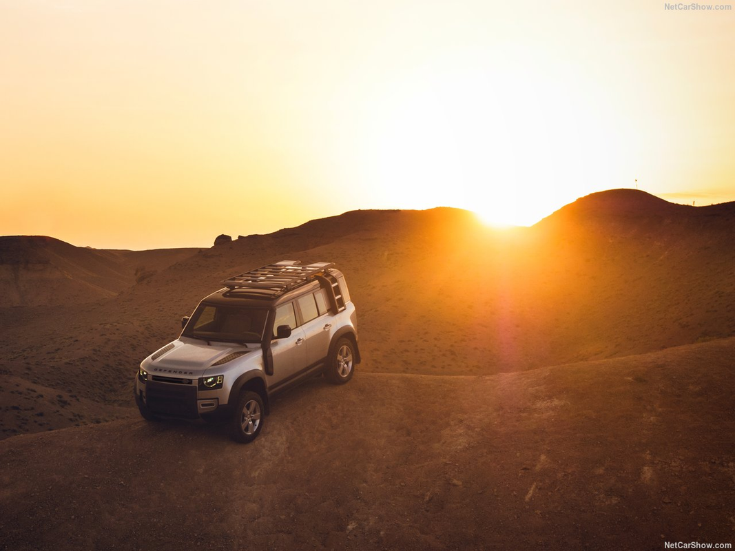 Land Rover Defender 110