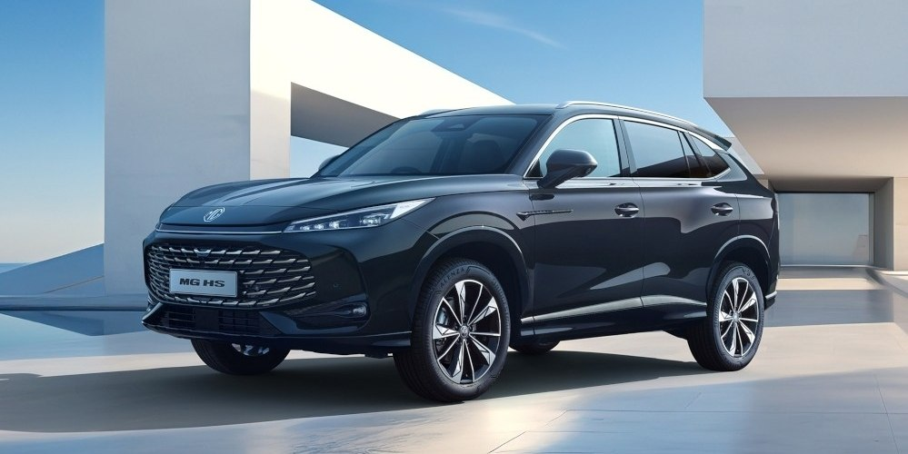 MG HS